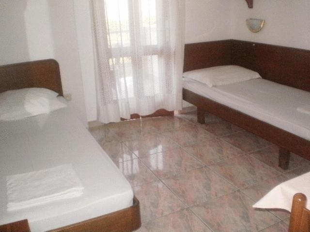 Villa Ana Бол Екстер'єр фото